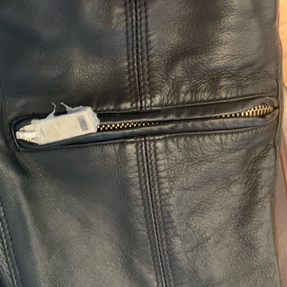 NWOT Badgley Mischka Black Leather Moto Jacket w/Lamb Fur Collar - Picture 12 of 14